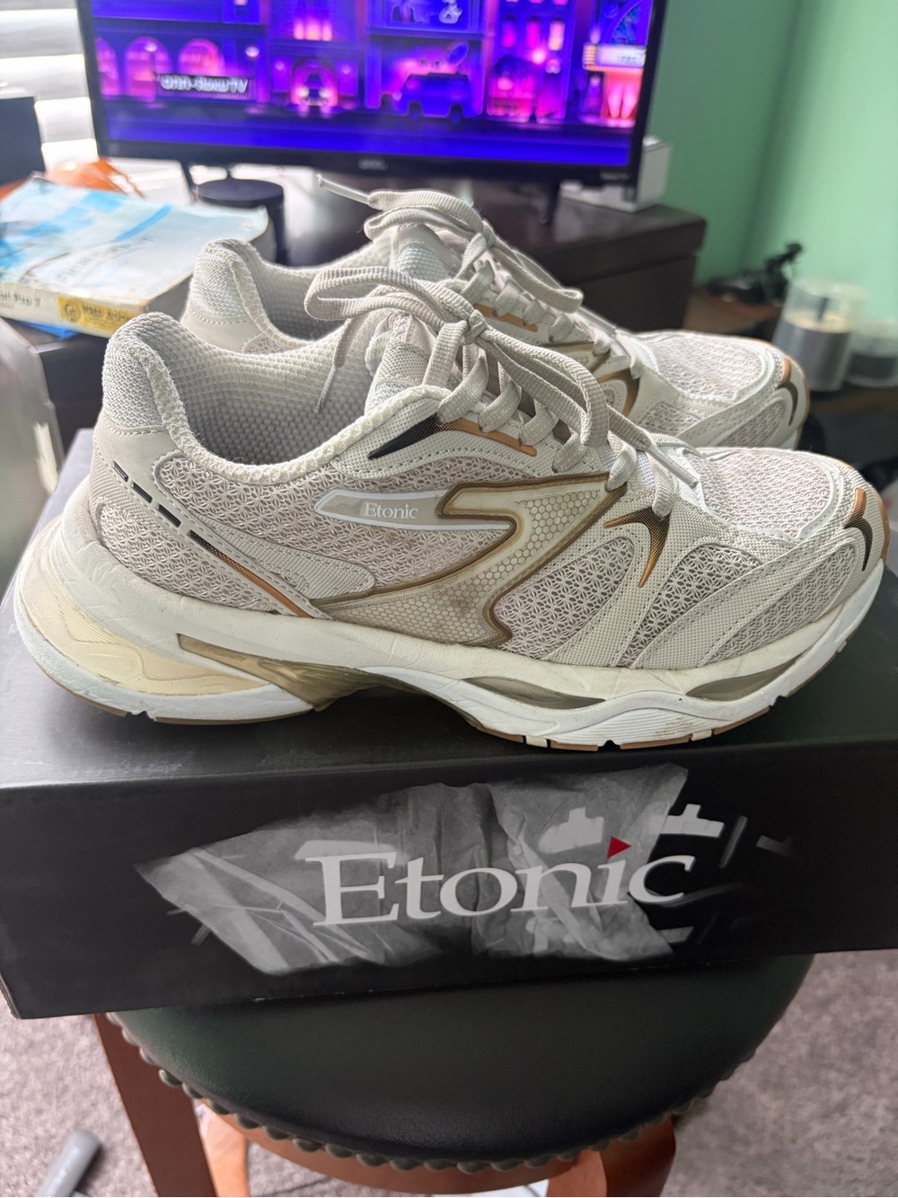 Etonic Women's Cream Mesh Athletic Sneakers with Tan Accents